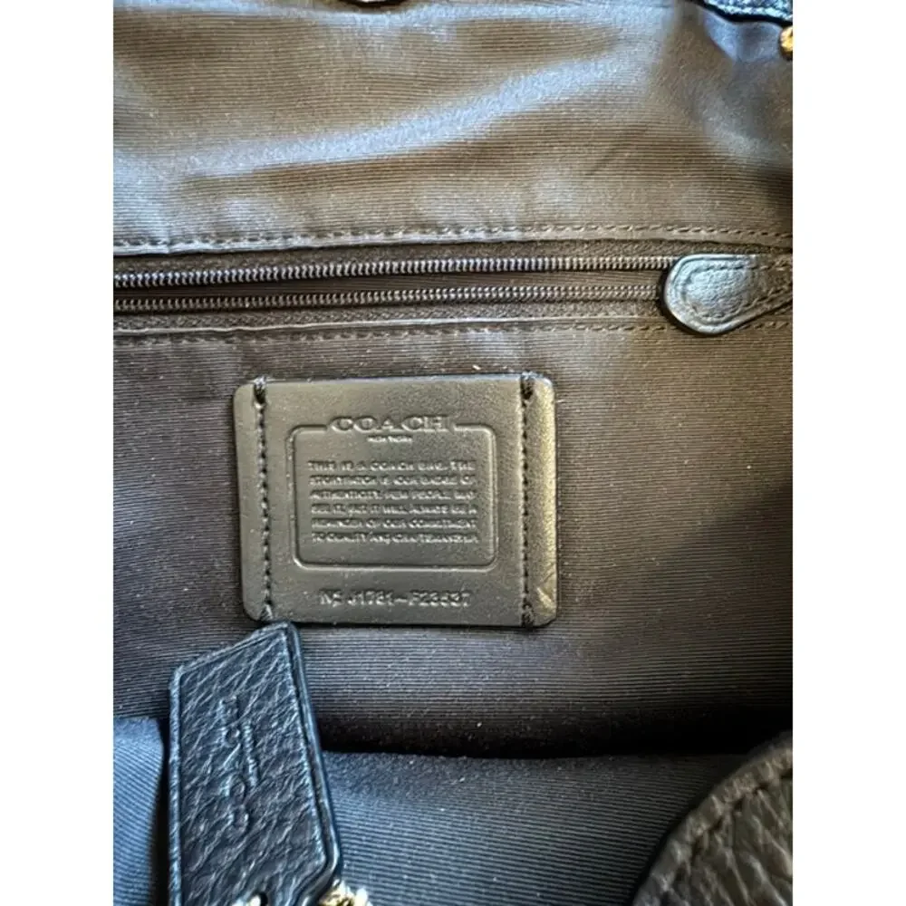 Coach Classic 2017 Lexy Black Pebble Leather Shoulder Bag Gold Hardware